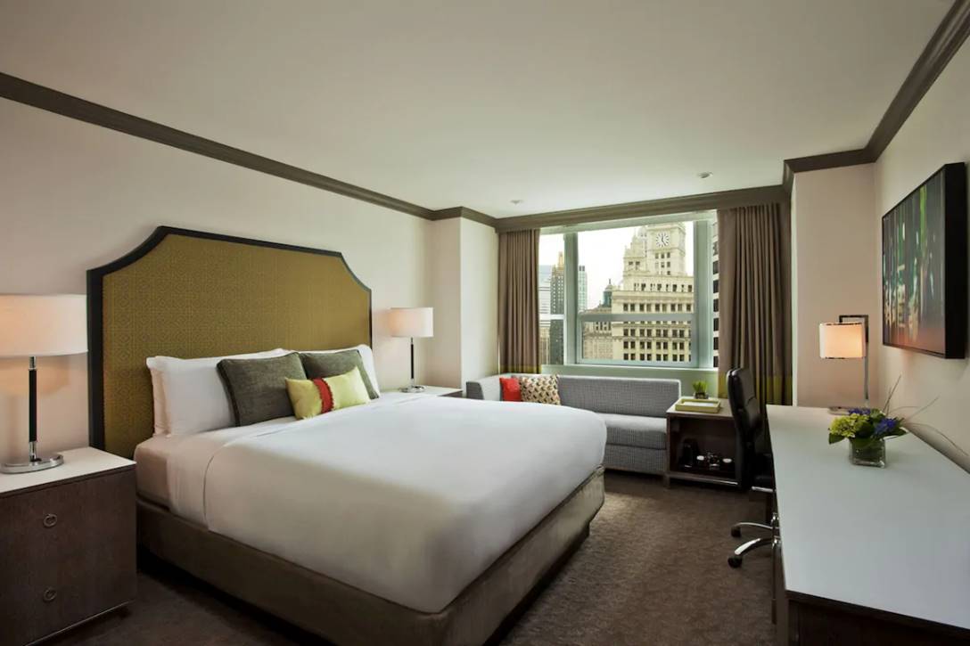 InterContinental Chicago Magnificent Mile, an IHG Hotela 6
